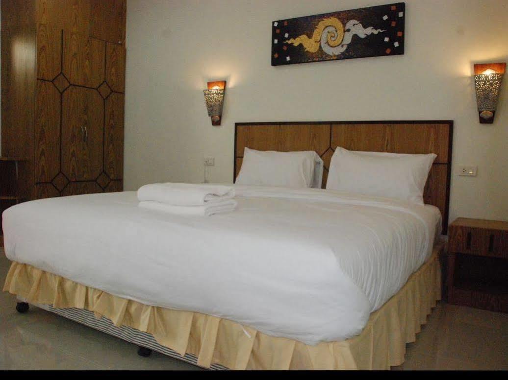 Ud Residence Udonthani Kültér fotó